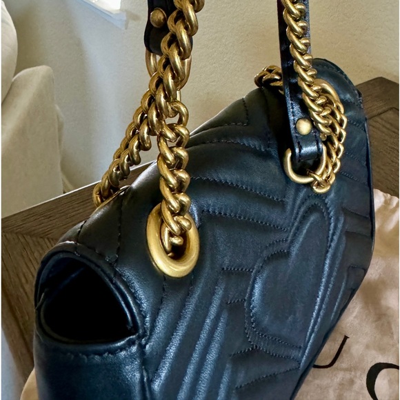 GG Marmont Quilted Bag - Picture 6 of 10